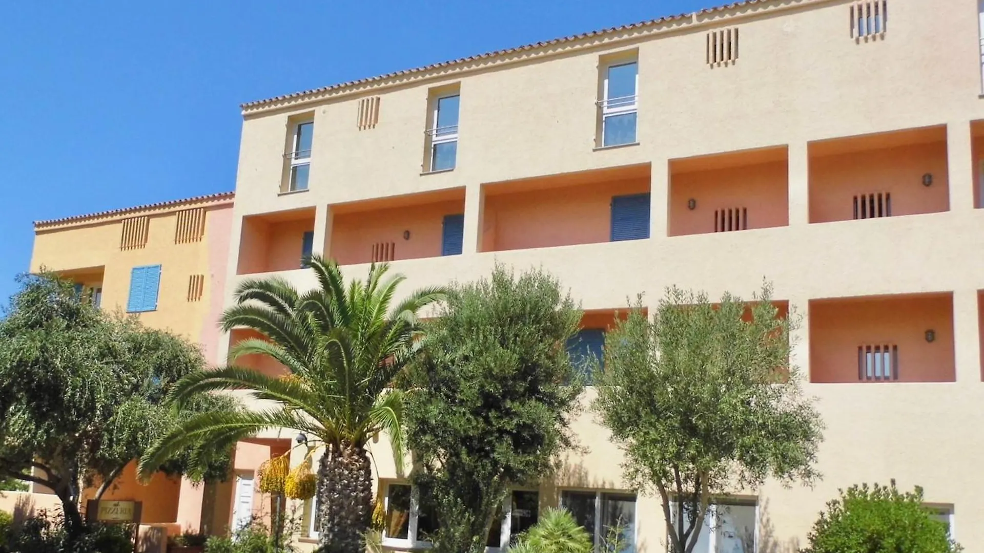 Hotel With Swimming Pool In La Maddalena, Breakfast Included Hotel apartamentowy La Maddalena (Sassari)